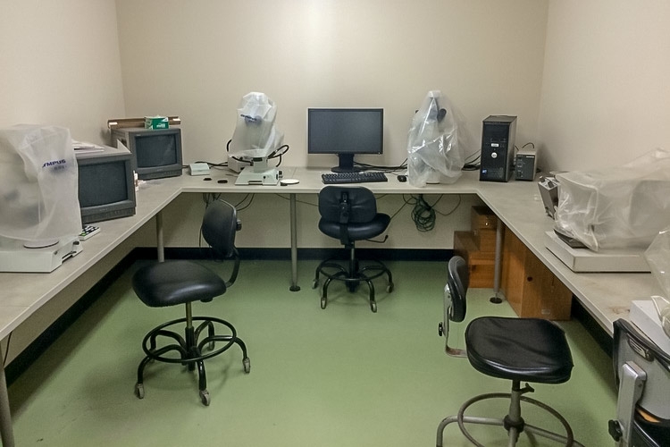 Microscope room