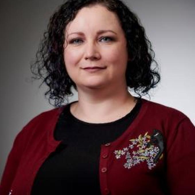 alexander_headshot_2021_2.jpg alexander_headshot_2021_2.jpg