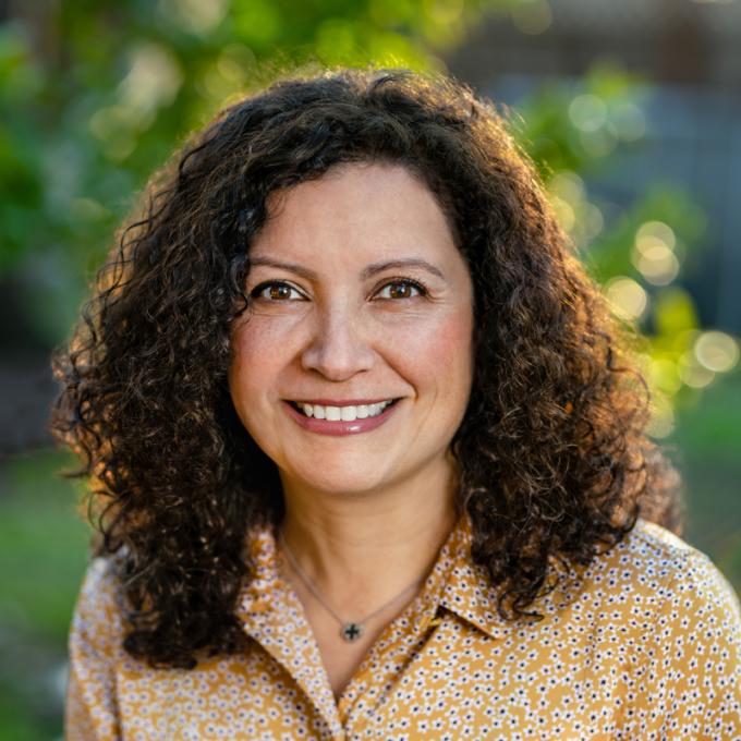 Portrait of Nour Maxwell